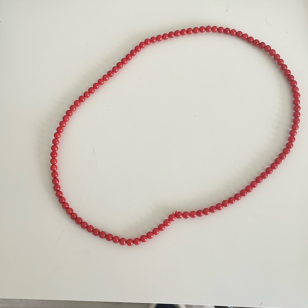 Red coral necklace